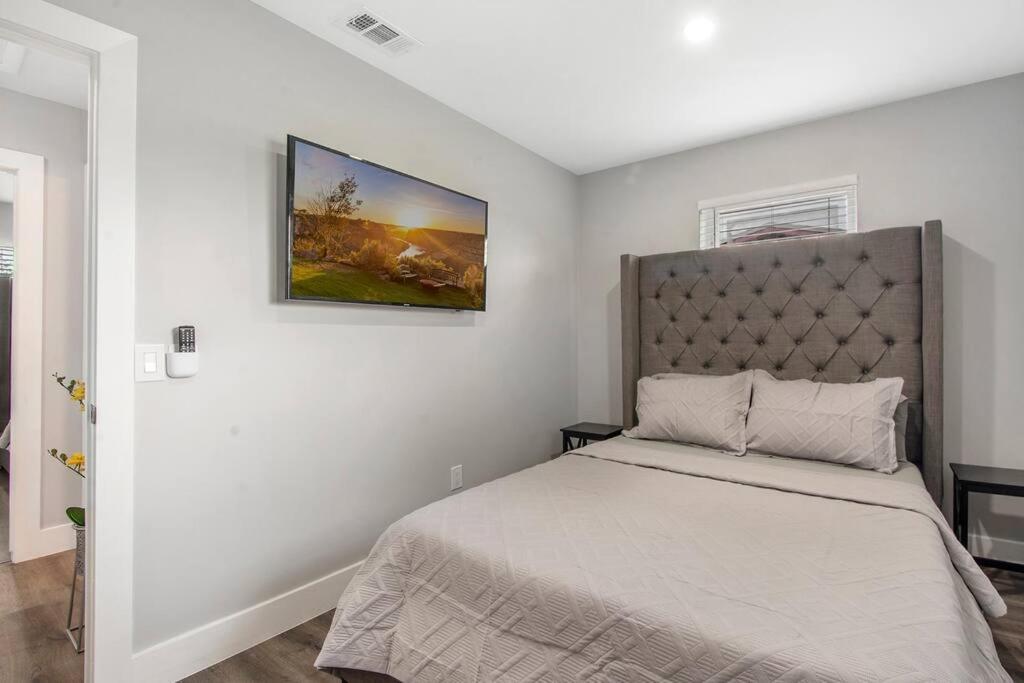 Modern Getaway Near The Beach With Room For A Boat West Palm Beach Exterior photo